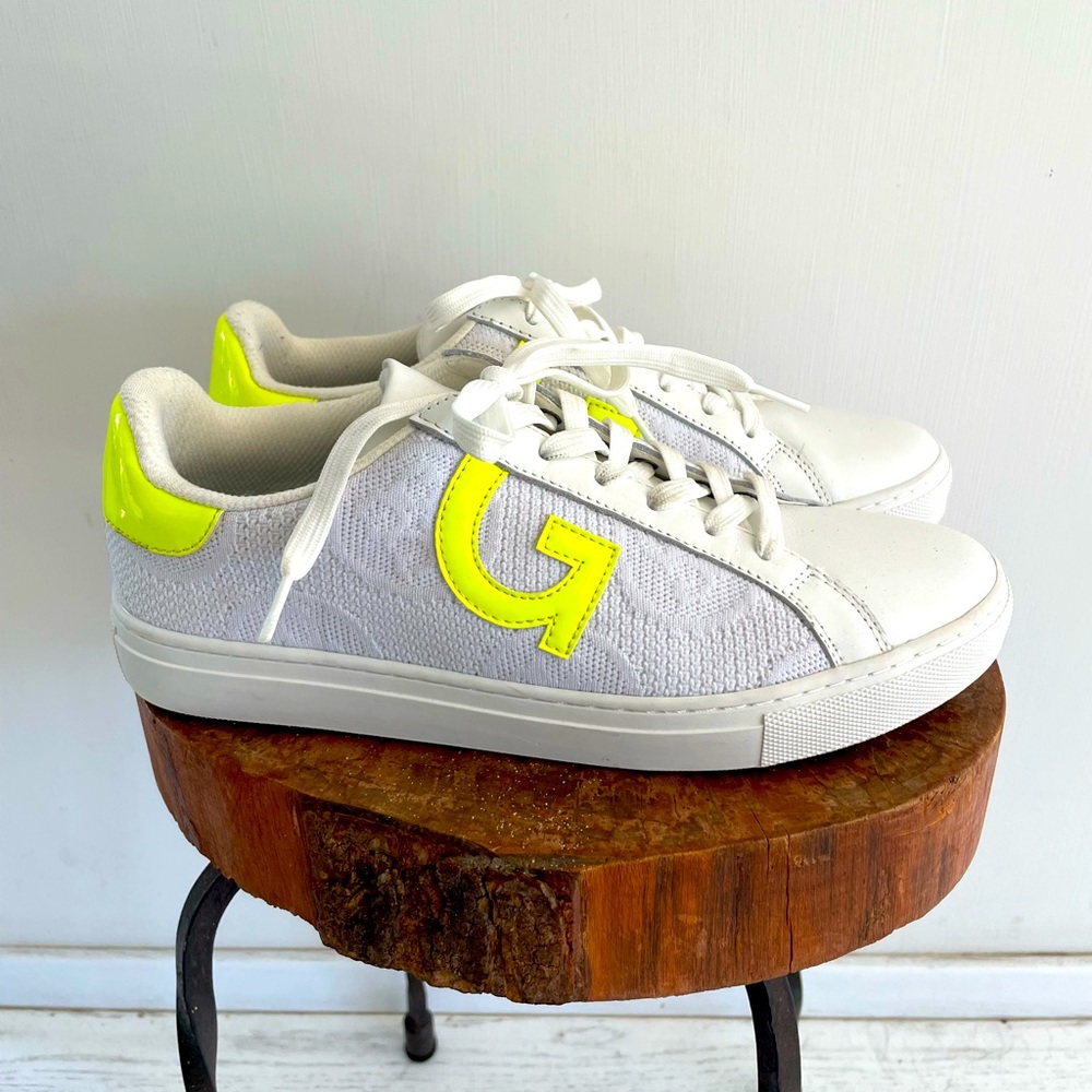 New G/FORE men’s golf sneaker.
